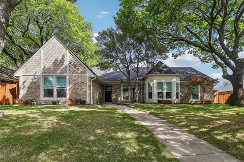 6919 Kenwhite Dr, Dallas, TX 75231