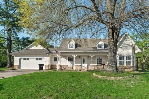 330 W Quitman St, Emory, TX 75440