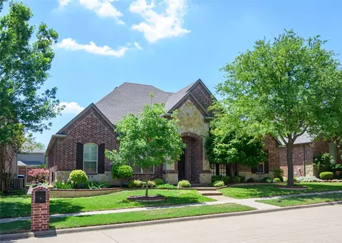 1009 Billie Johnson Ln, Garland, TX 75044