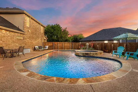 2230 Abela Dr, Waxahachie, TX 75165