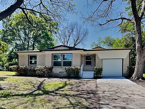 3010 Crest Ridge Dr, Dallas, TX 75228