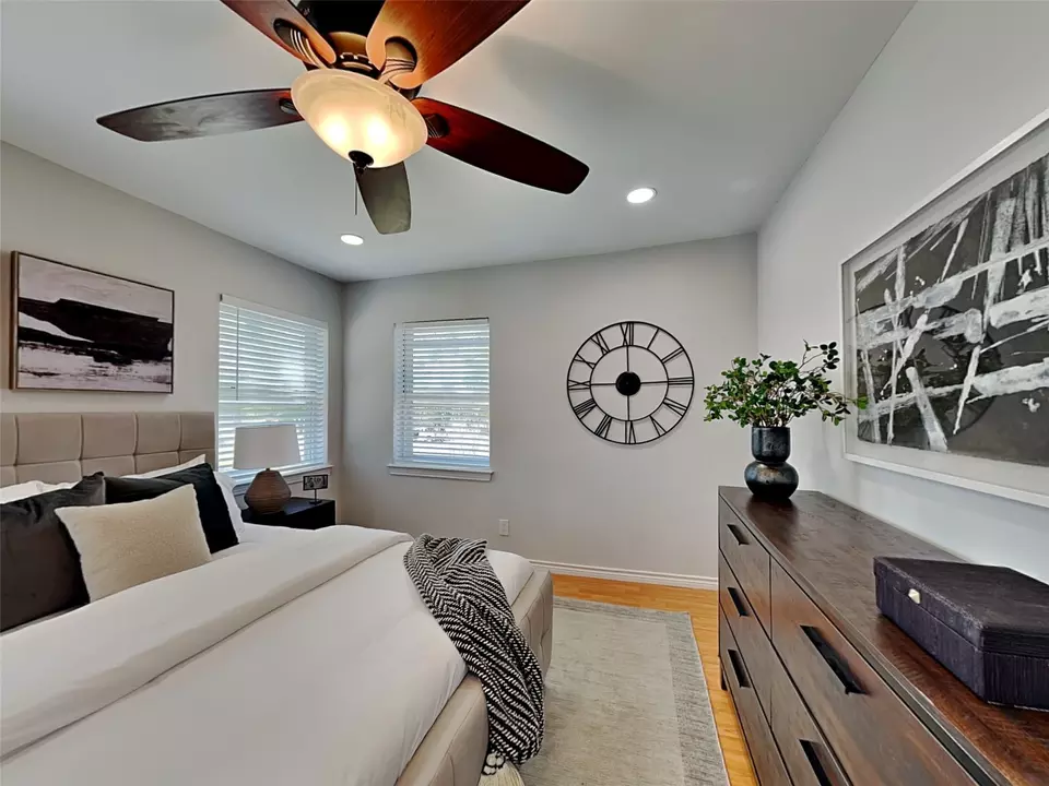 Bedroom - 1220 Shasta Ave, Dallas, TX 75211 photo 2 of 7