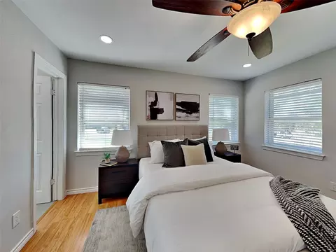 Bedroom - 1220 Shasta Ave, Dallas, TX 75211 photo 1 of 7
