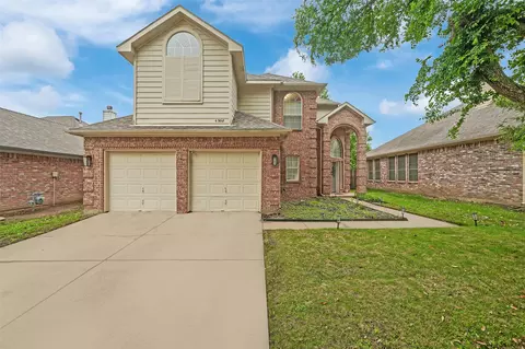 4908 Great Divide Dr, Fort Worth, TX 76137