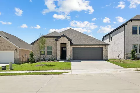 711 Easthill Dr, Mckinney, TX 75071