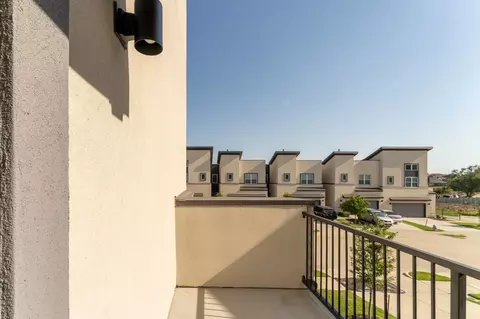 4351 Hebron St, Irving, TX 75061