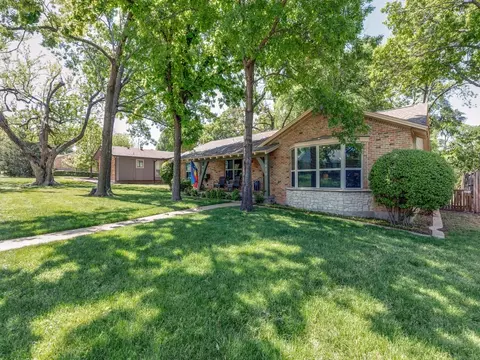 1438 Mapleton Dr, Dallas, TX 75228