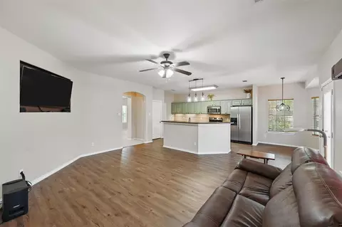 125 E 6th St, Lancaster, TX 75146 photo 10