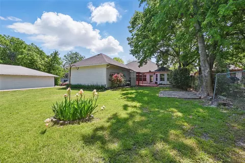 125 E 6th St, Lancaster, TX 75146 photo 26