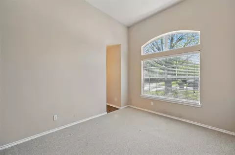 125 E 6th St, Lancaster, TX 75146 photo 16