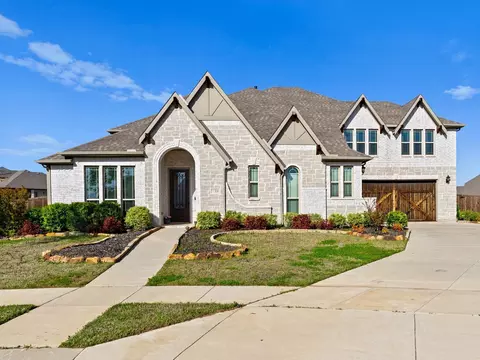 11300 Pentridge Cir, Cross Roads, TX 76227