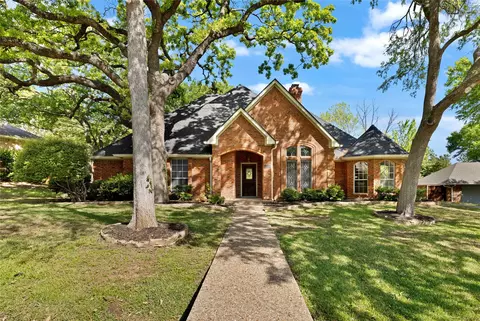 410 Longfellow Dr, Highland Village, TX 75077