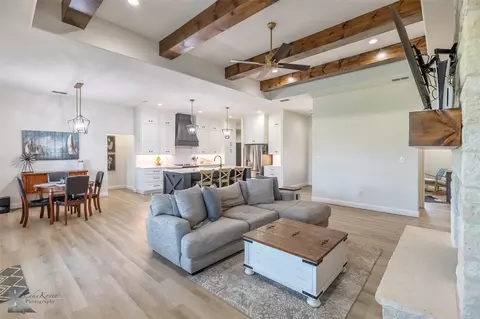 Living - 102 Beechcraft Rd, Abilene, TX 79602 photo 1 of 1