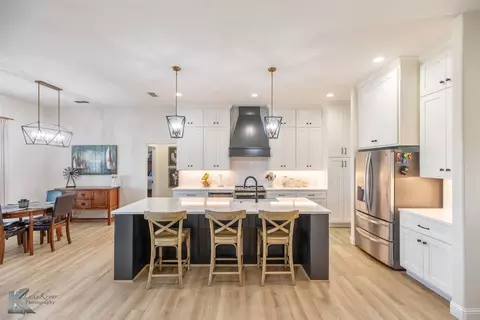 Kitchen - 102 Beechcraft Rd, Abilene, TX 79602 photo 1 of 2