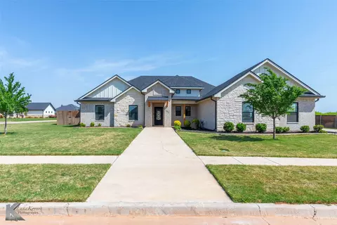 102 Beechcraft Rd, Abilene, TX 79602