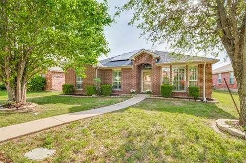 2914 Midbury Dr, Lancaster, TX 75134