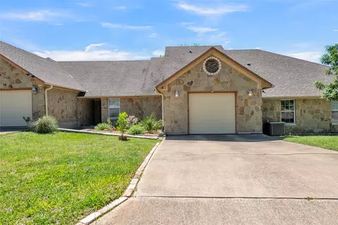 4 Matthews Dr, Lampasas, TX 76550