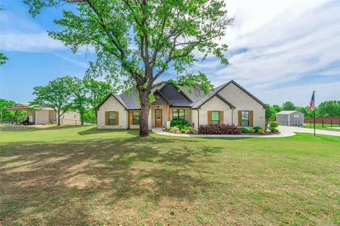 1153 Horizon Trace Dr, Azle, TX 76020