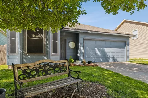 2809 Newport Ave, Denton, TX 76209