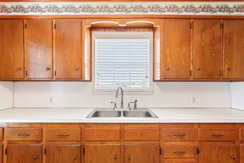 2936 Bode Rd, West, TX 76691 photo 13