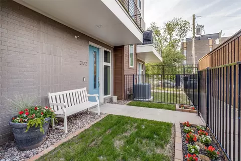4626 Munger Ave #202, Dallas, TX 75204
