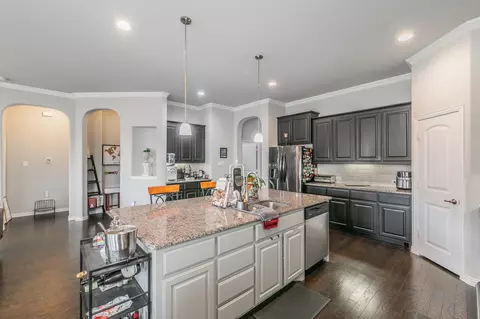 5840 Canyon Oaks Ln, Fort Worth, TX 76137