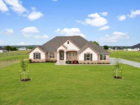 1036 Uplift Dr, Weatherford, TX 76087