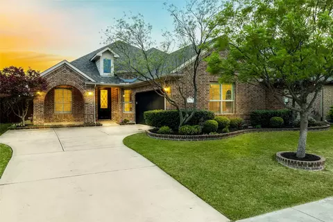 544 Royal Glade Dr, Keller, TX 76248
