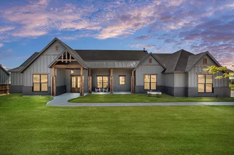 125 Lone Elm Rd, Waxahachie, TX 75167