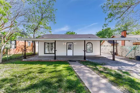 823 N 30th St, Waco, TX 76707