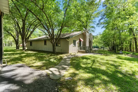 11961 Hamrick Lake Rd, Winona, TX 75792