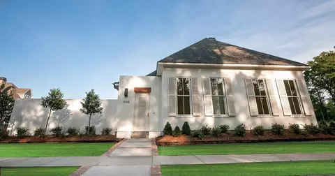 1068 Winterberry Ln, Shreveport, LA 71106