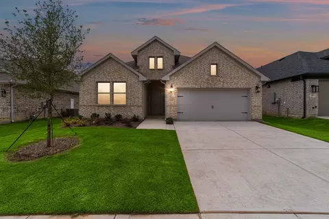 3616 Hickory St, Sherman, TX 75092