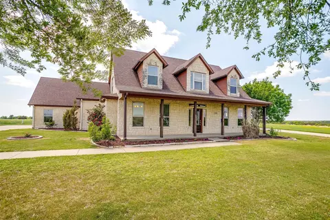 7425 Gleneagles Dr, Cleburne, TX 76033