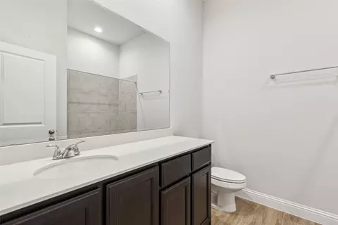 Bath - 409 Windstream Dr, Aledo, TX 76008 photo 1 of 1