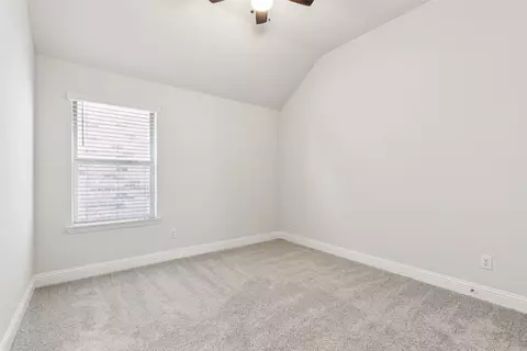 Bedroom - 409 Windstream Dr, Aledo, TX 76008 photo 8 of 9