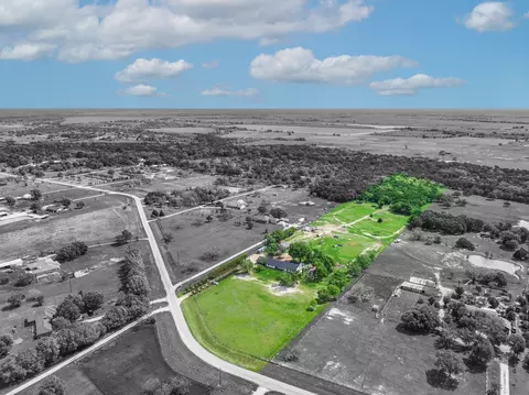 6512 Raymond Rd, Kaufman, TX 75142