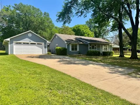 186 Autumn Wood Trl, Gun Barrel City, TX 75156