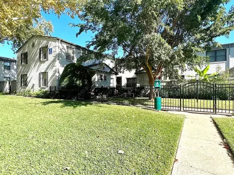 4940 Lahoma St, Dallas, TX 75235