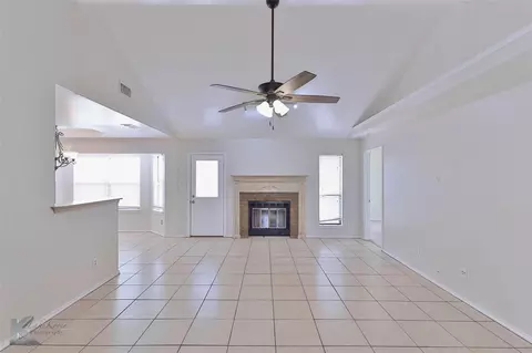 Living - 17 Greenthread St, Abilene, TX 79606 photo 1 of 5
