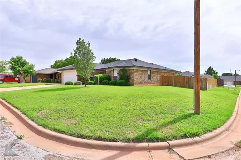 Exterior - 17 Greenthread St, Abilene, TX 79606 photo 4 of 7