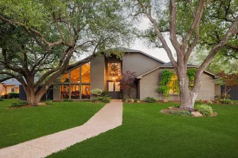 4805 Spyglass Dr, Dallas, TX 75287