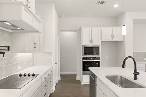 710 Winecup, Midlothian, TX 76065 photo 4