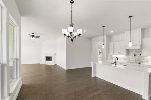 710 Winecup, Midlothian, TX 76065 photo 10