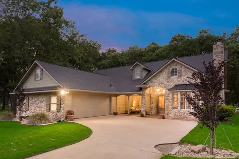 725 Grandview Dr, Corsicana, TX 75109