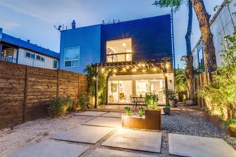 4210 Munger Ave, Dallas, TX 75204