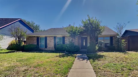 6861 Younger Dr, The Colony, TX 75056