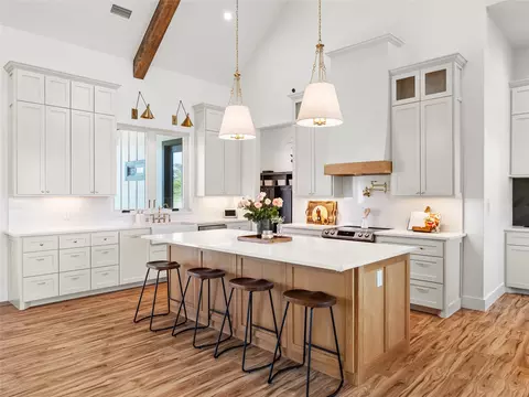 785 Vest Ln, Pilot Point, TX 76258