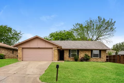 6816 Westcreek Dr, Fort Worth, TX 76133