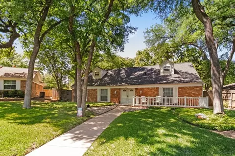 1814 W Cedar Elm Dr, Arlington, TX 76012